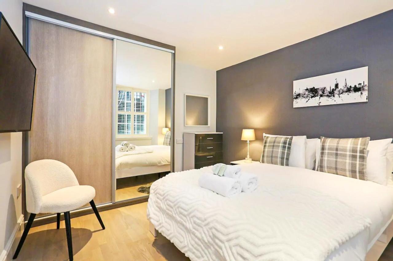 Modern 3 Bedroom Apartment, West End เอดินบะระ ภายนอก รูปภาพ
