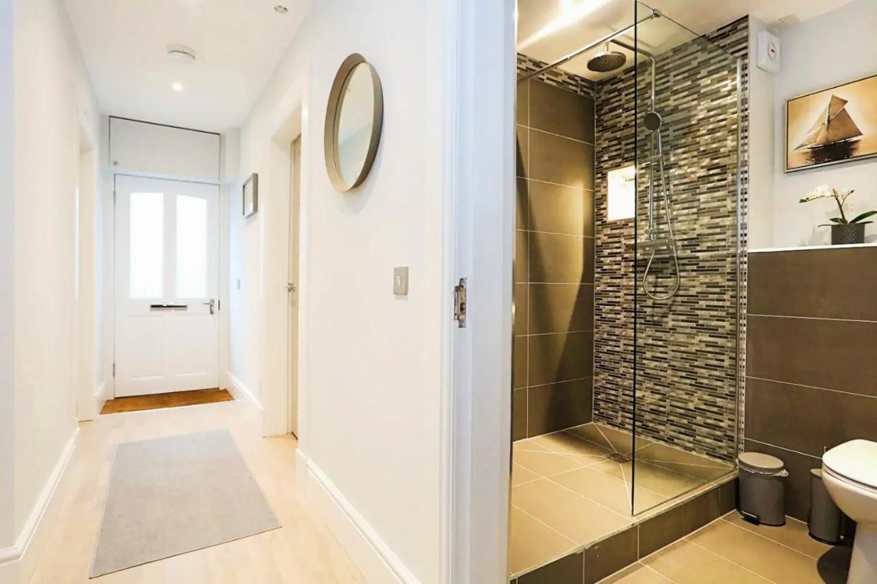Modern 3 Bedroom Apartment, West End เอดินบะระ ภายนอก รูปภาพ